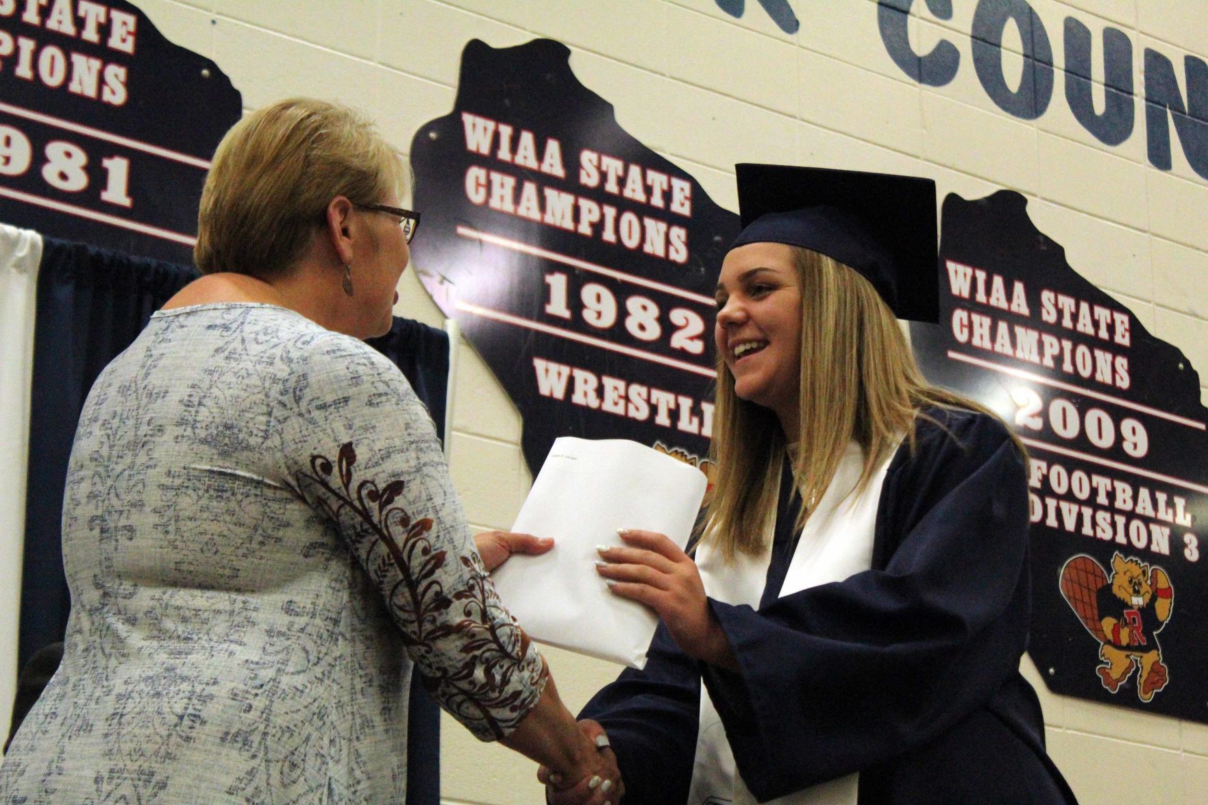 053019-reed-gallery-grad048